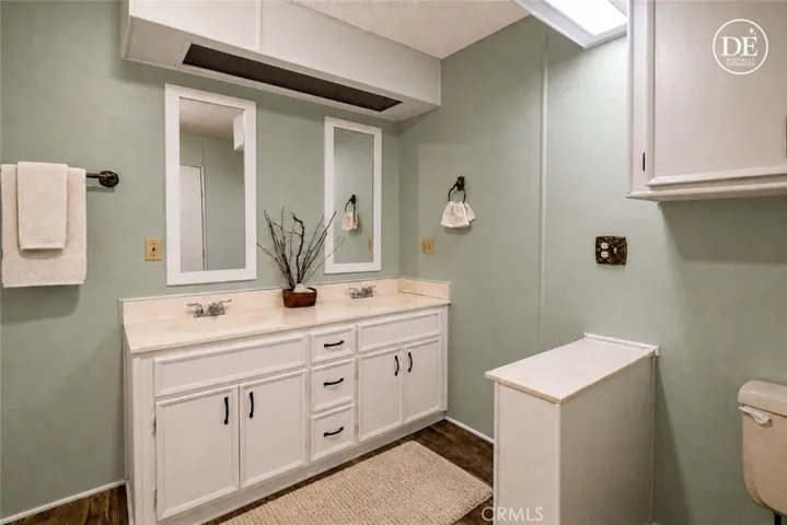 Primary bath virtually enhanced