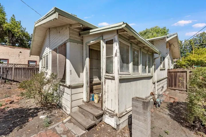 1004 Vermont Street, San Jose, California 95126