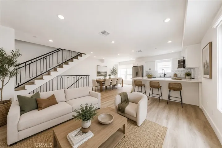 1243 N Sycamore Street, Los Angeles, California 90038