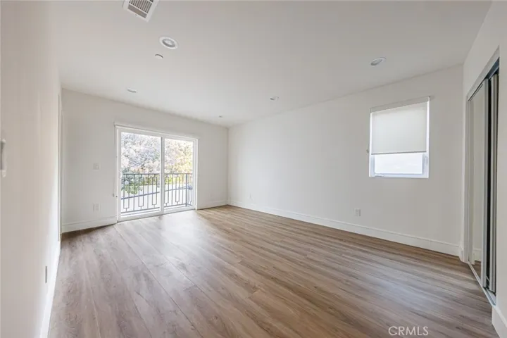 1243 N Sycamore Street, Los Angeles, California 90038