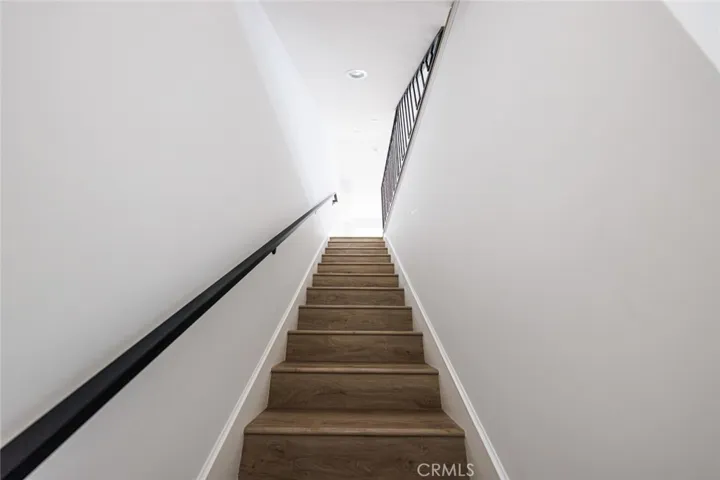 1243 N Sycamore Street, Los Angeles, California 90038