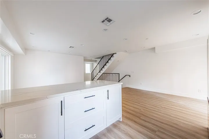 1243 N Sycamore Street, Los Angeles, California 90038