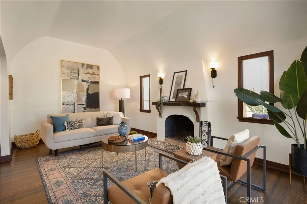 3109 Stanford Avenue, Venice, California 90292 — photo 5