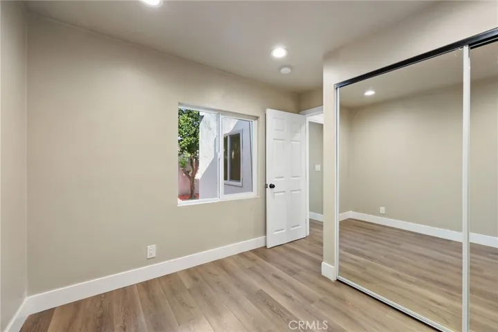 6612 2nd, Los Angeles, California 90043