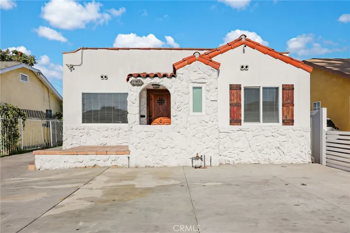 6612 2nd, Los Angeles, California 90043