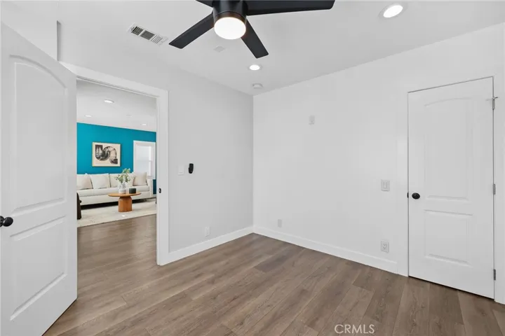 6612 2nd, Los Angeles, California 90043