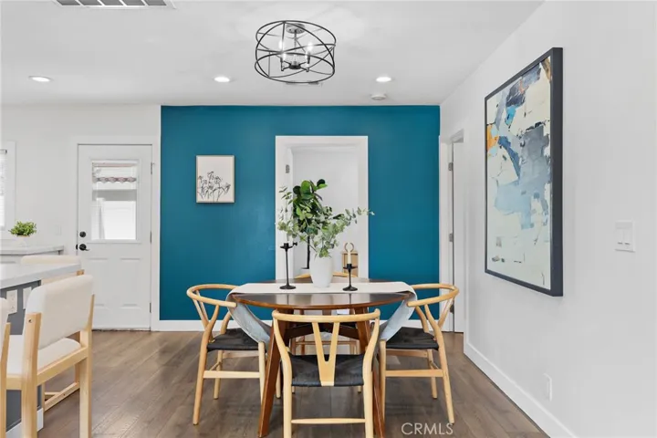 6612 2nd, Los Angeles, California 90043