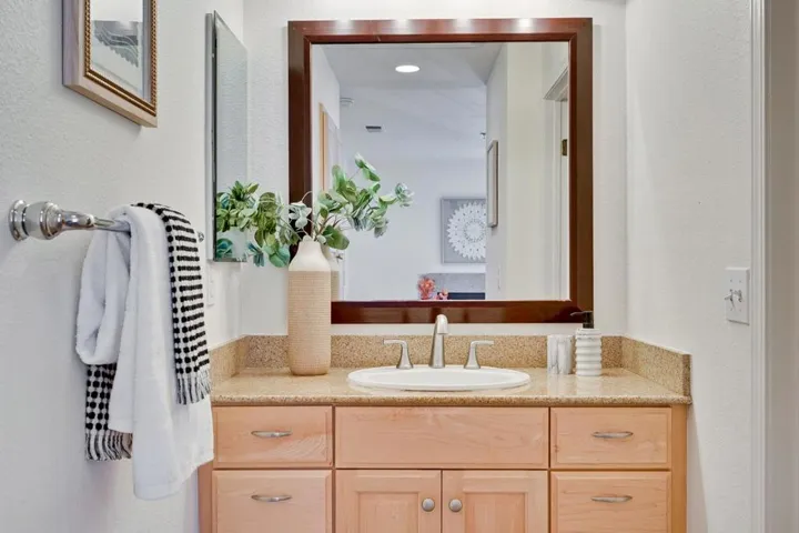 627 E El Camino Real 102, Sunnyvale, California 94087