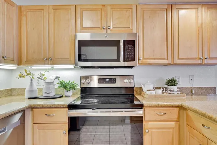 627 E El Camino Real 102, Sunnyvale, California 94087