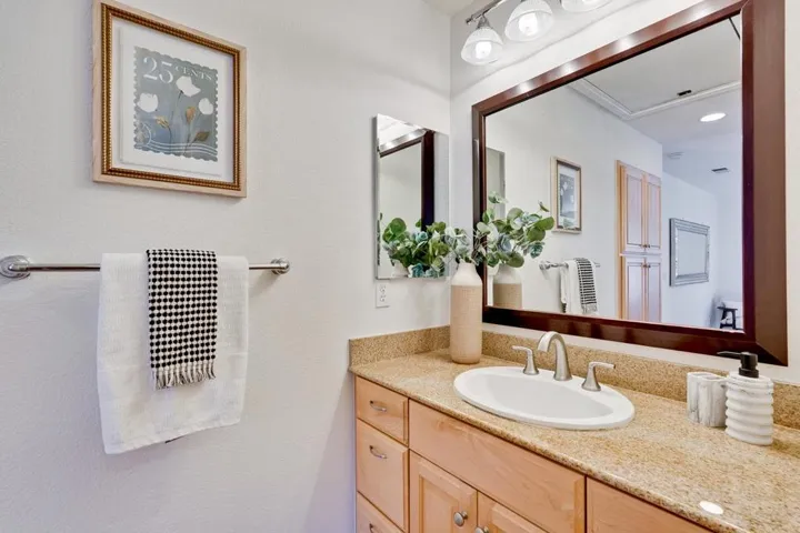 627 E El Camino Real 102, Sunnyvale, California 94087