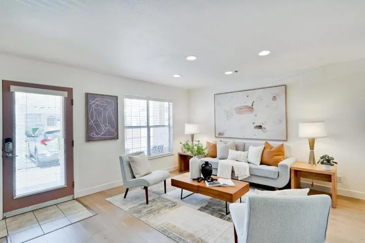 627 E El Camino Real 102, Sunnyvale, California 94087