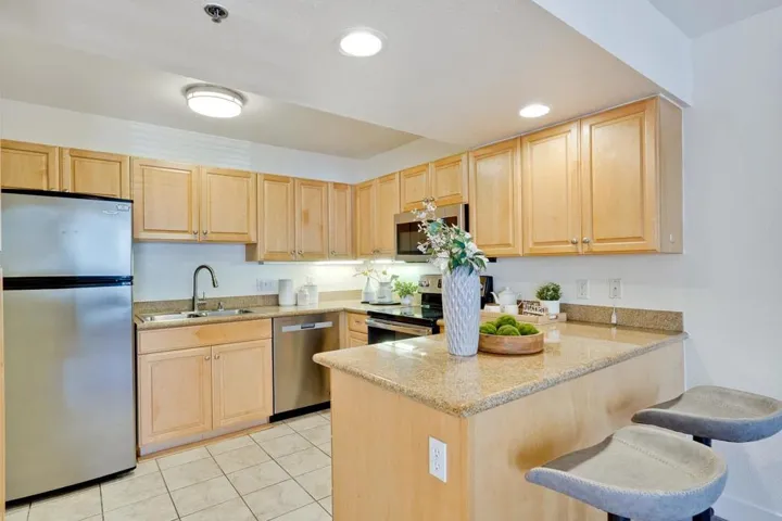 627 E El Camino Real 102, Sunnyvale, California 94087