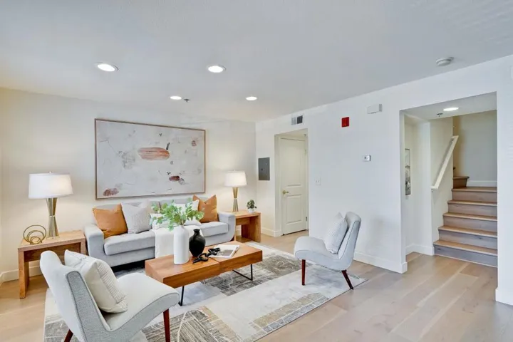 627 E El Camino Real 102, Sunnyvale, California 94087