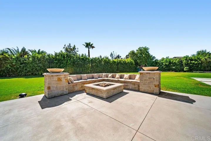 3572 74 Par Four Drive, El Cajon, California 92019