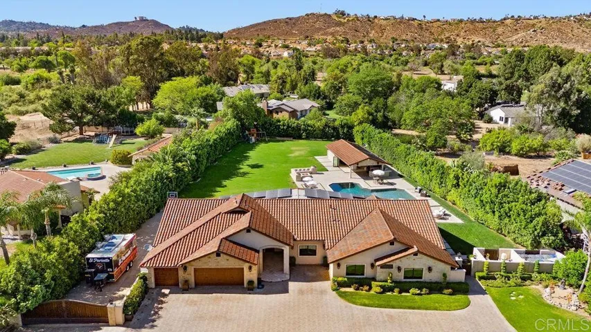 3572 74 Par Four Drive, El Cajon, California 92019
