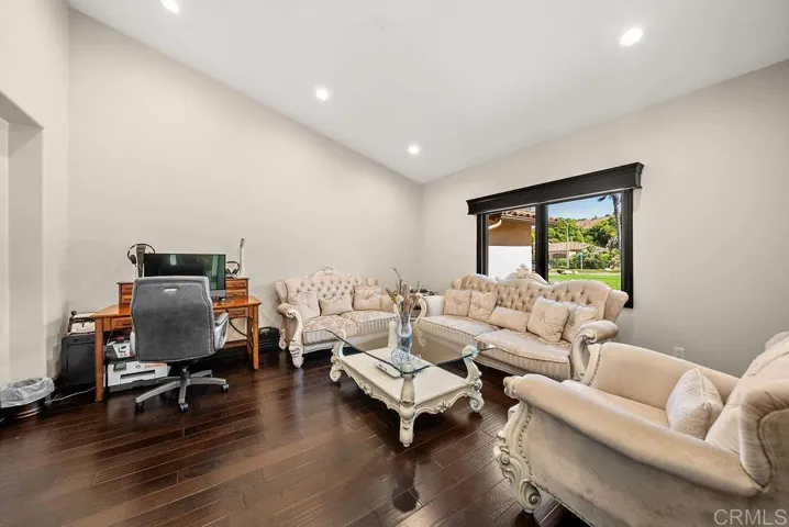 3572 74 Par Four Drive, El Cajon, California 92019