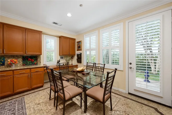 2738 Sleepy Hollow, Glendale, California 91206