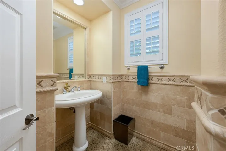 2738 Sleepy Hollow, Glendale, California 91206