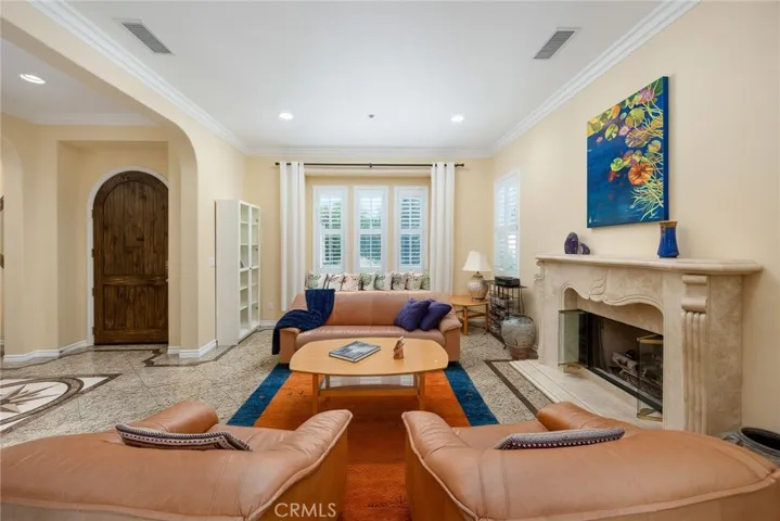 2738 Sleepy Hollow, Glendale, California 91206