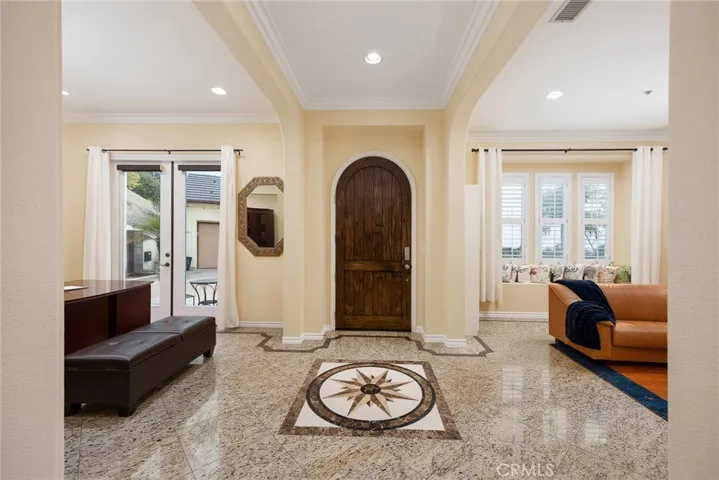 2738 Sleepy Hollow, Glendale, California 91206
