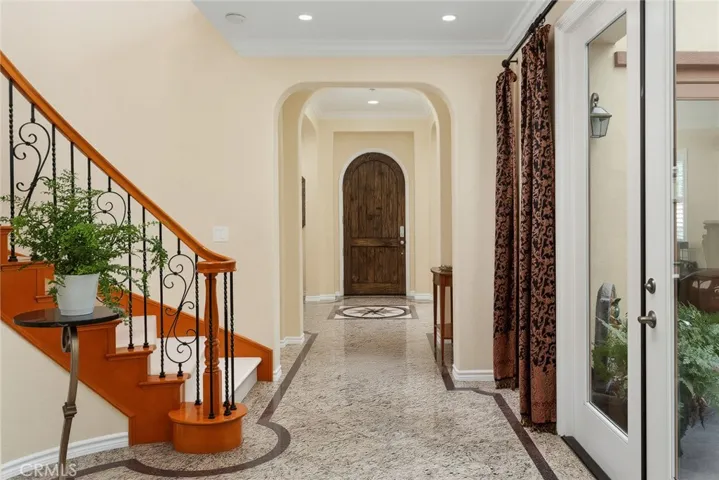 2738 Sleepy Hollow, Glendale, California 91206