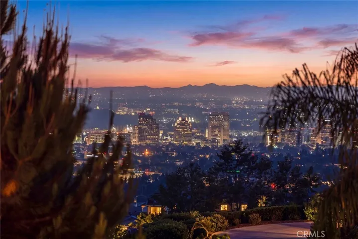 2738 Sleepy Hollow, Glendale, California 91206