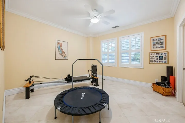 2738 Sleepy Hollow, Glendale, California 91206