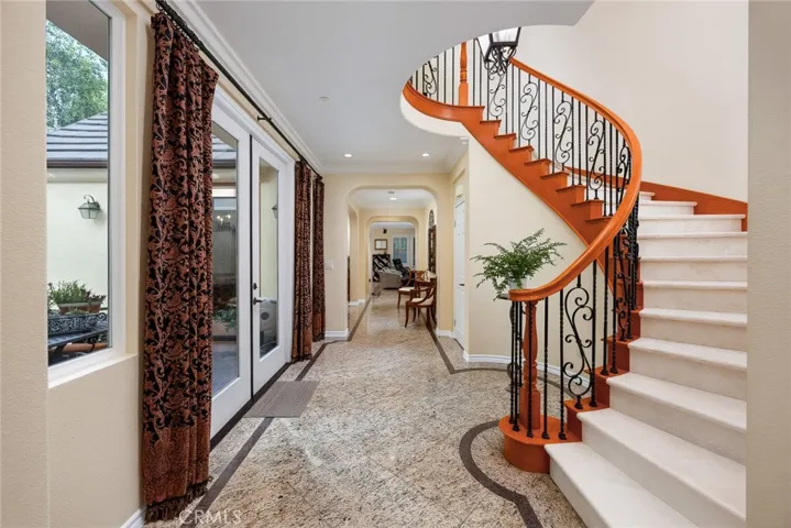 2738 Sleepy Hollow, Glendale, California 91206