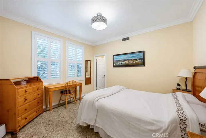 2738 Sleepy Hollow, Glendale, California 91206