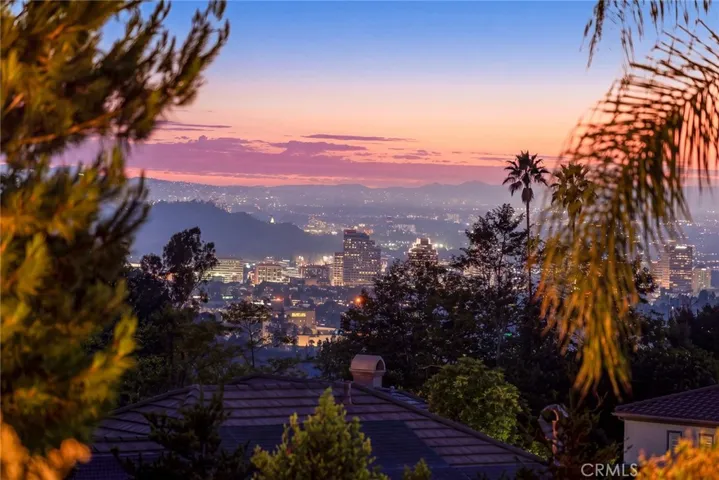 2738 Sleepy Hollow, Glendale, California 91206