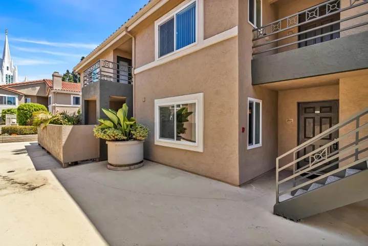 7425 Charmant Dr 2901, San Diego, California 92122