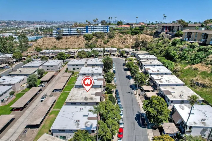 3852 Basilone Street 2, San Diego, California 92110