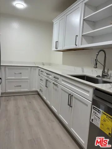 23635 Park Capri 30, Calabasas, California 91302