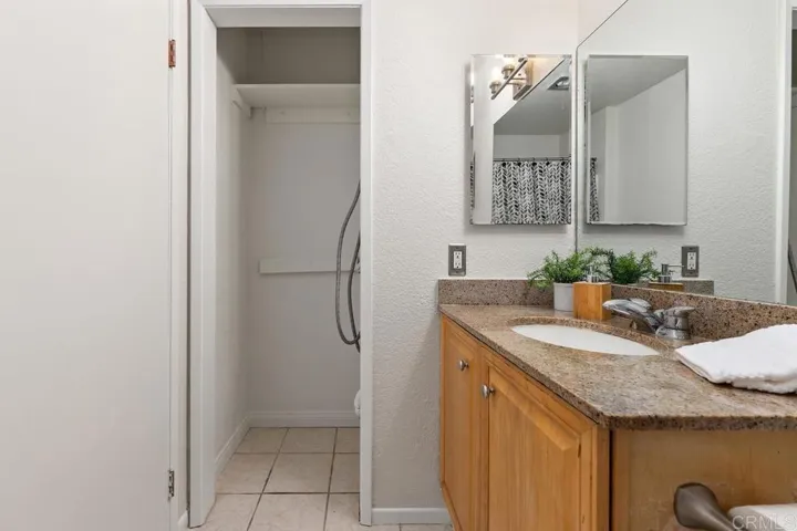 3140 Midway Drive A102, San Diego, California 92110