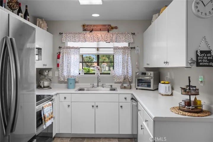 1065 Mountain View, Hemet, California 92545