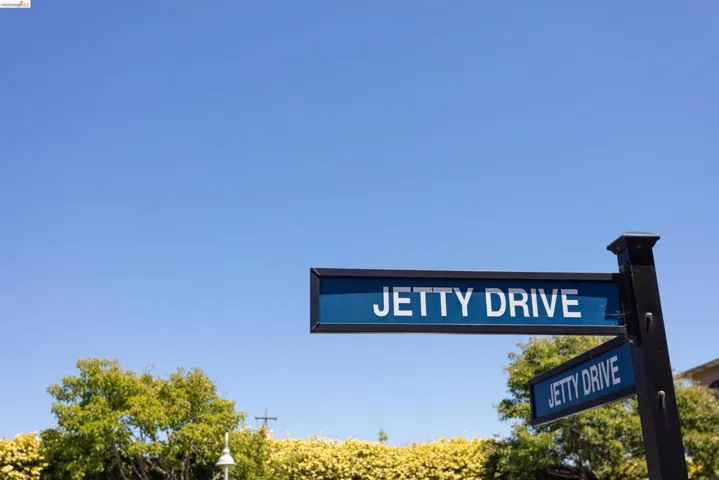 1508 Jetty Dr, Richmond, California 94804