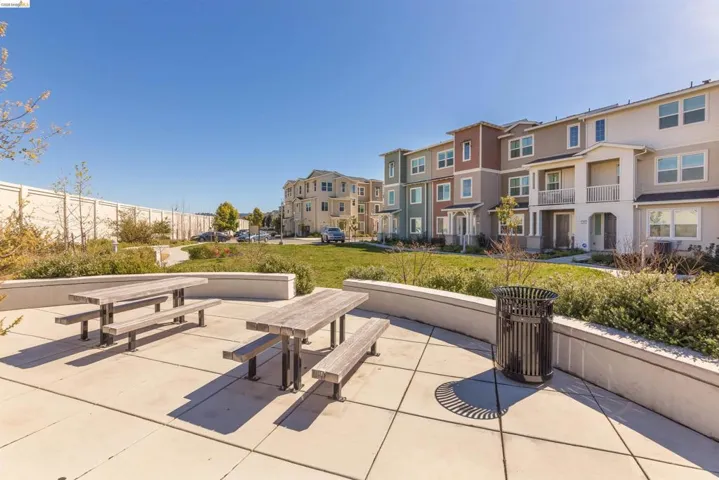 1508 Jetty Dr, Richmond, California 94804