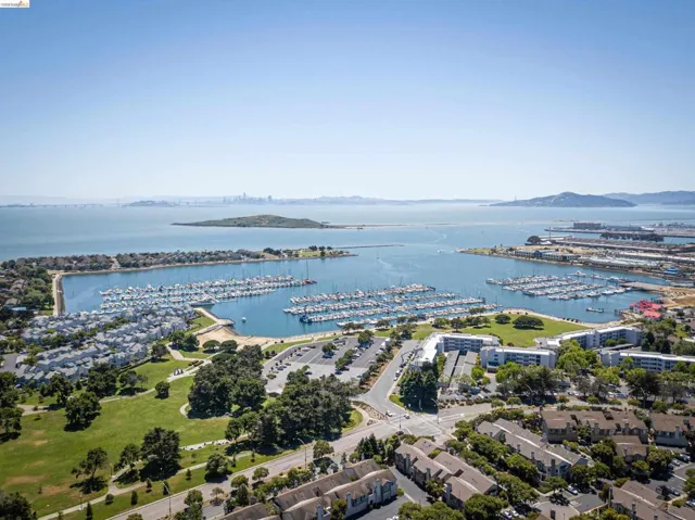 1508 Jetty Dr, Richmond, California 94804