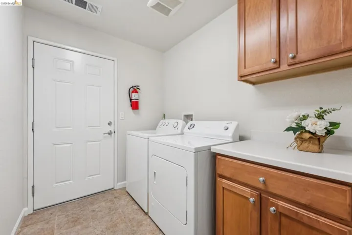 1508 Jetty Dr, Richmond, California 94804