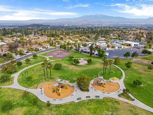 Park is nearby
