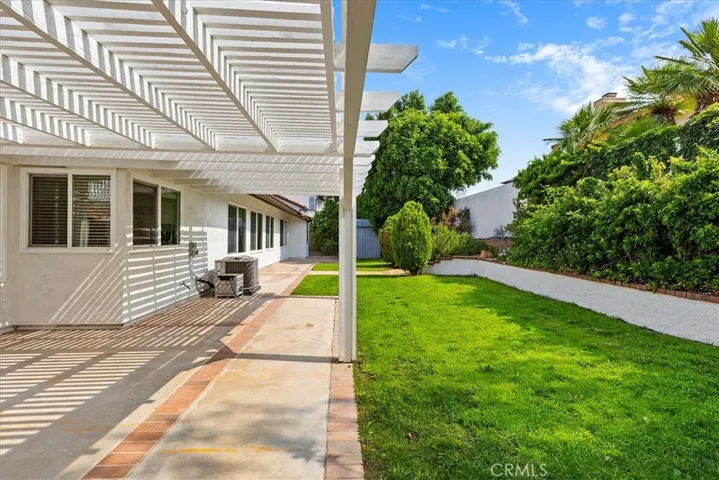 7158 Foxcroft, Riverside, California 92506