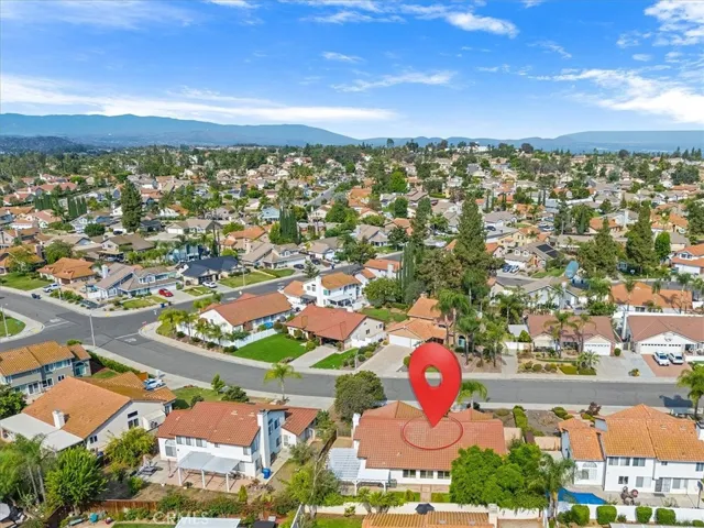 View of neighborhood