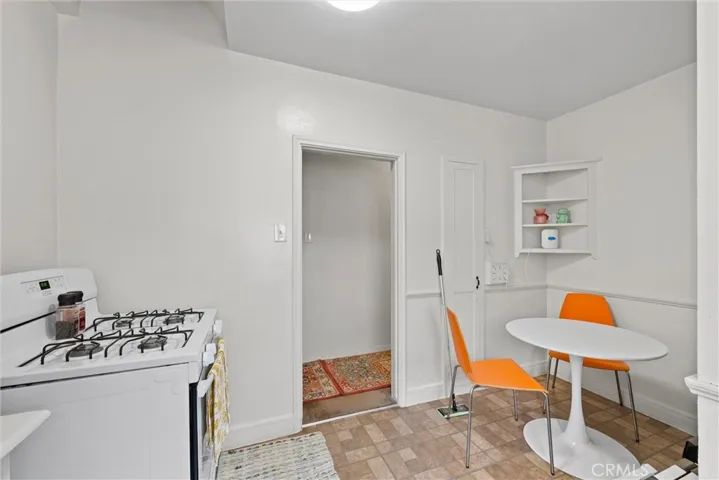 3562 Orange, Long Beach, California 90807