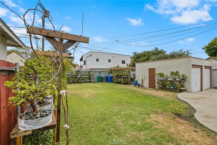 3562 Orange, Long Beach, California 90807