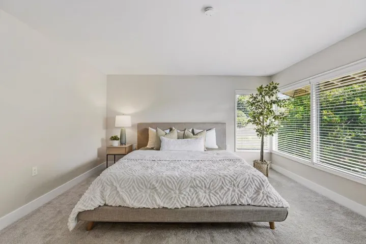 11937 Bajada, San Diego, California 92128