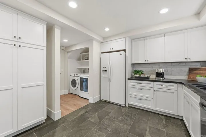 11937 Bajada, San Diego, California 92128