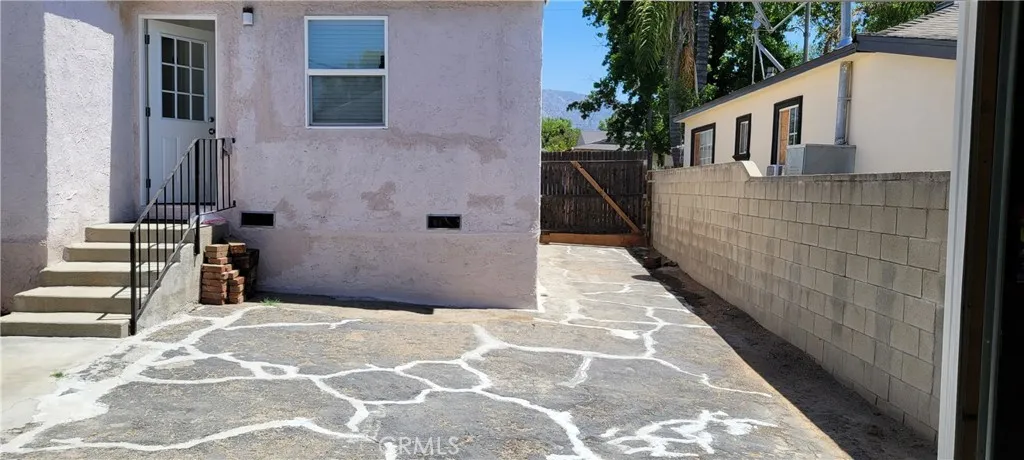 Driveway to Back garage