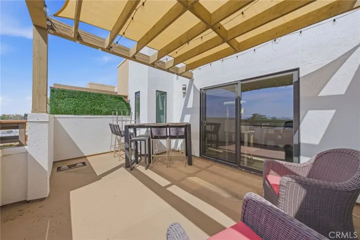 1660 Topanga, Costa Mesa, California 92627