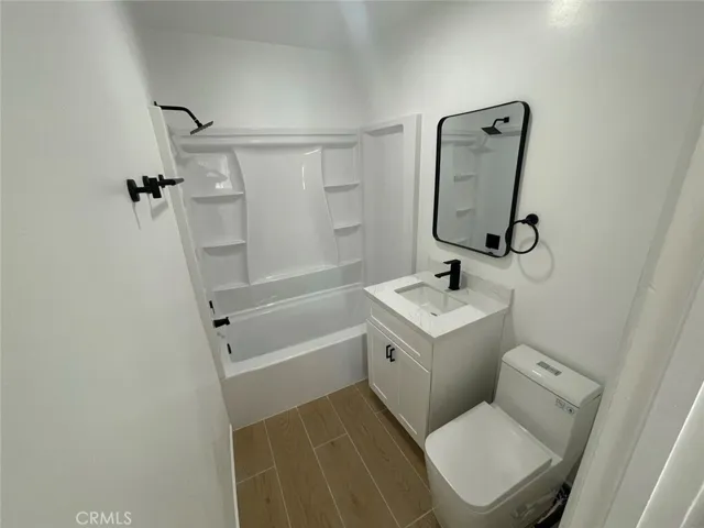 Unit 2 Bathrom
