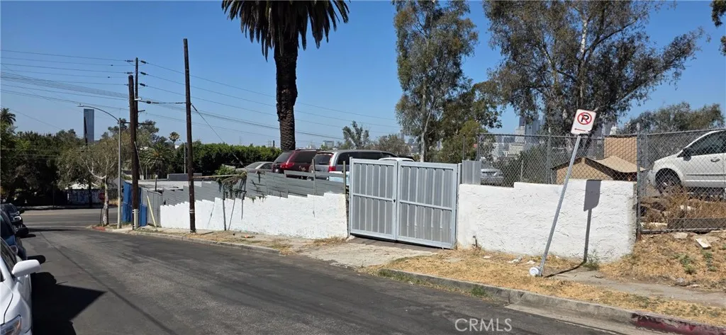 1203 E Cesar E Chavez, Los Angeles, California 90033